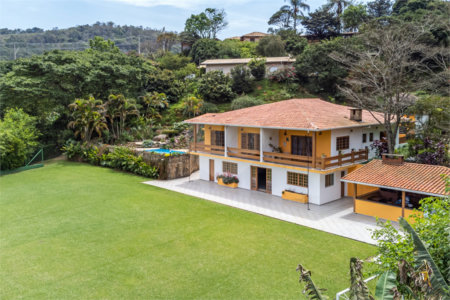 Chácara à venda com 4 quartos, sendo 2 suítes, em Portão, Atibaia, SP