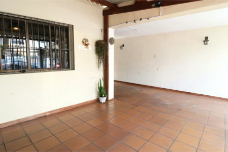 Sobrado à venda com 4 quartos, sendo 2 suítes, em Vila Romana, São Paulo, SP