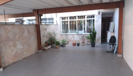 Sobrado à venda com 4 quartos, sendo 1 suíte,  em Parada Inglesa, São Paulo, SP