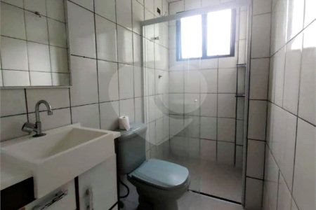 Apartamento à venda no condomínio Torres do Taboão, com 56m²