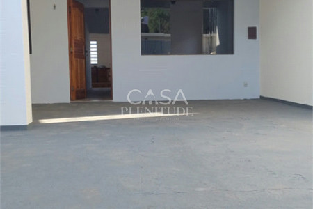 Casa à venda com 4 quartos, sendo 1 suíte, em Jardim Itanguá, Sorocaba, SP