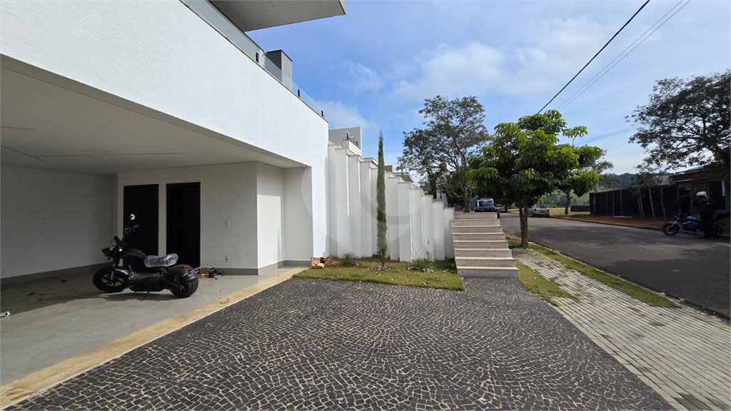 Casa à venda ou para alugar com 5 quartos, sendo 4 suítes,  no condomínio Equilibrium, Atibaia - SP