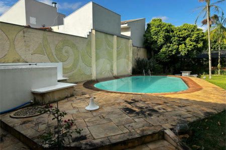 Casa à venda com 4 quartos, sendo 2 suítes, em Vila Aparecida, Itapetininga, SP