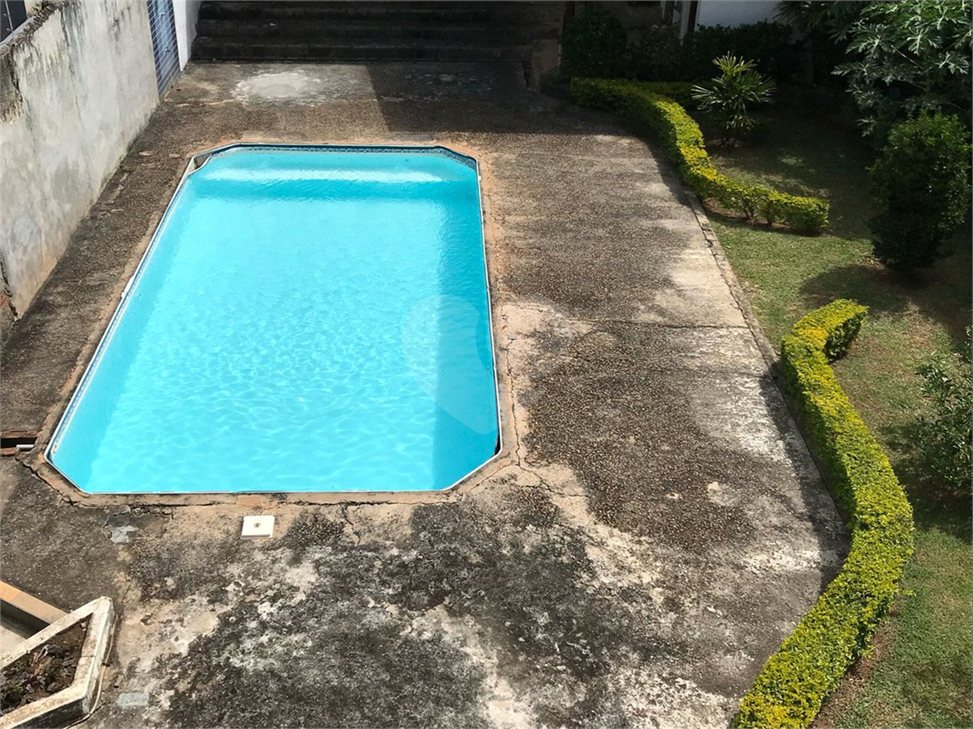 Casa à venda com 5 quartos, sendo 2 suítes,  em Jardim Maristela, Atibaia, SP