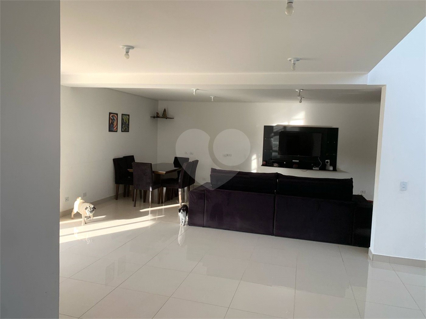 Casa à venda com 3 suítes no condomínio Altos de São Roque, São Roque - SP