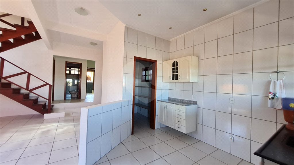 Casa à venda com 5 quartos em Ivoturucaia, Jundiaí, SP