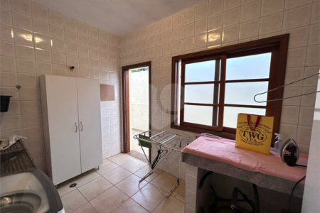 Casa à venda com 5 quartos, sendo 2 suítes, em Parque Residencial Colina das Estrelas, Tatuí, SP