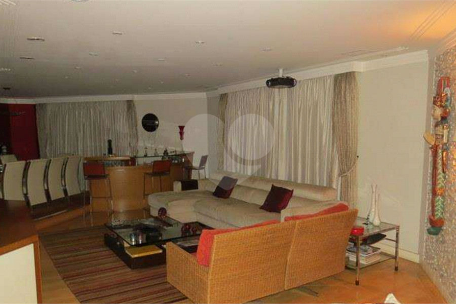 Apartamento à venda com 4 quartos, sendo 3 suítes, em Santana, São Paulo, SP