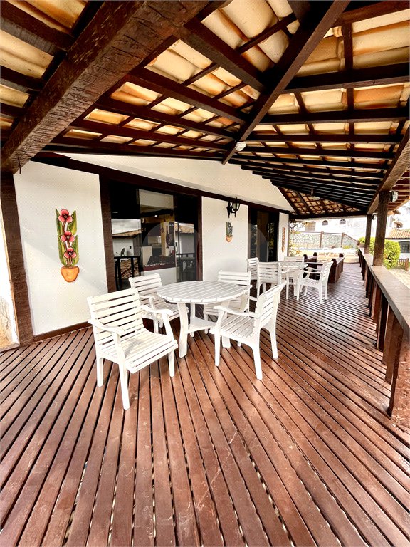 Casa à venda com 6 quartos, sendo 5 suítes,  em Alto de Búzios, Armação dos Búzios, RJ