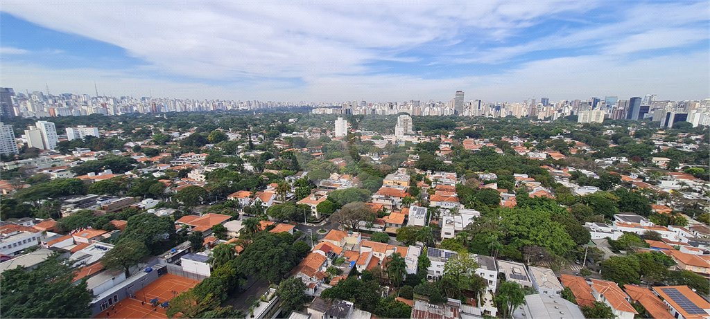 Apartamento à venda com 2 quartos, sendo 1 suíte,  em Pinheiros, São Paulo, SP