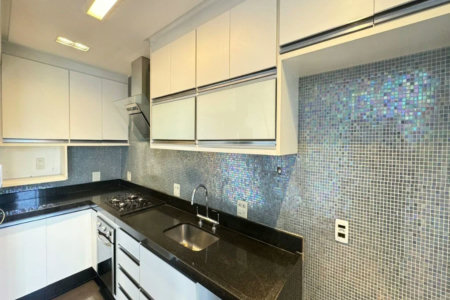 Apartamento à venda com 2 quartos, sendo 1 suíte, em Parque do Morumbi, São Paulo, SP