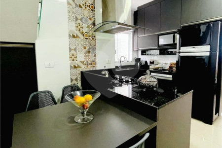 Sobrado à venda com 3 quartos, sendo 2 suítes, em Jardim Jaraguá, Atibaia, SP
