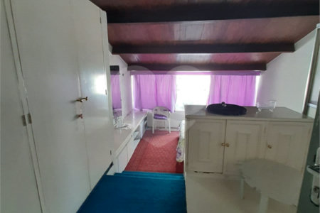 Sobrado à venda com 3 quartos, sendo 1 suíte, em Bosque da Saúde, São Paulo, SP