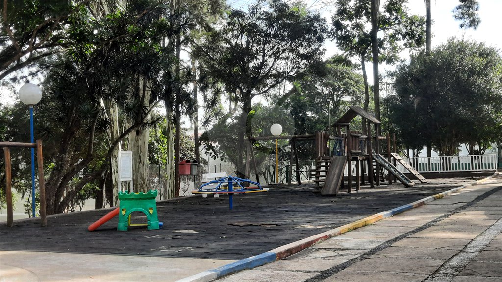 Apartamento à venda com 4 quartos, sendo 3 suítes,  em Interlagos, São Paulo, SP