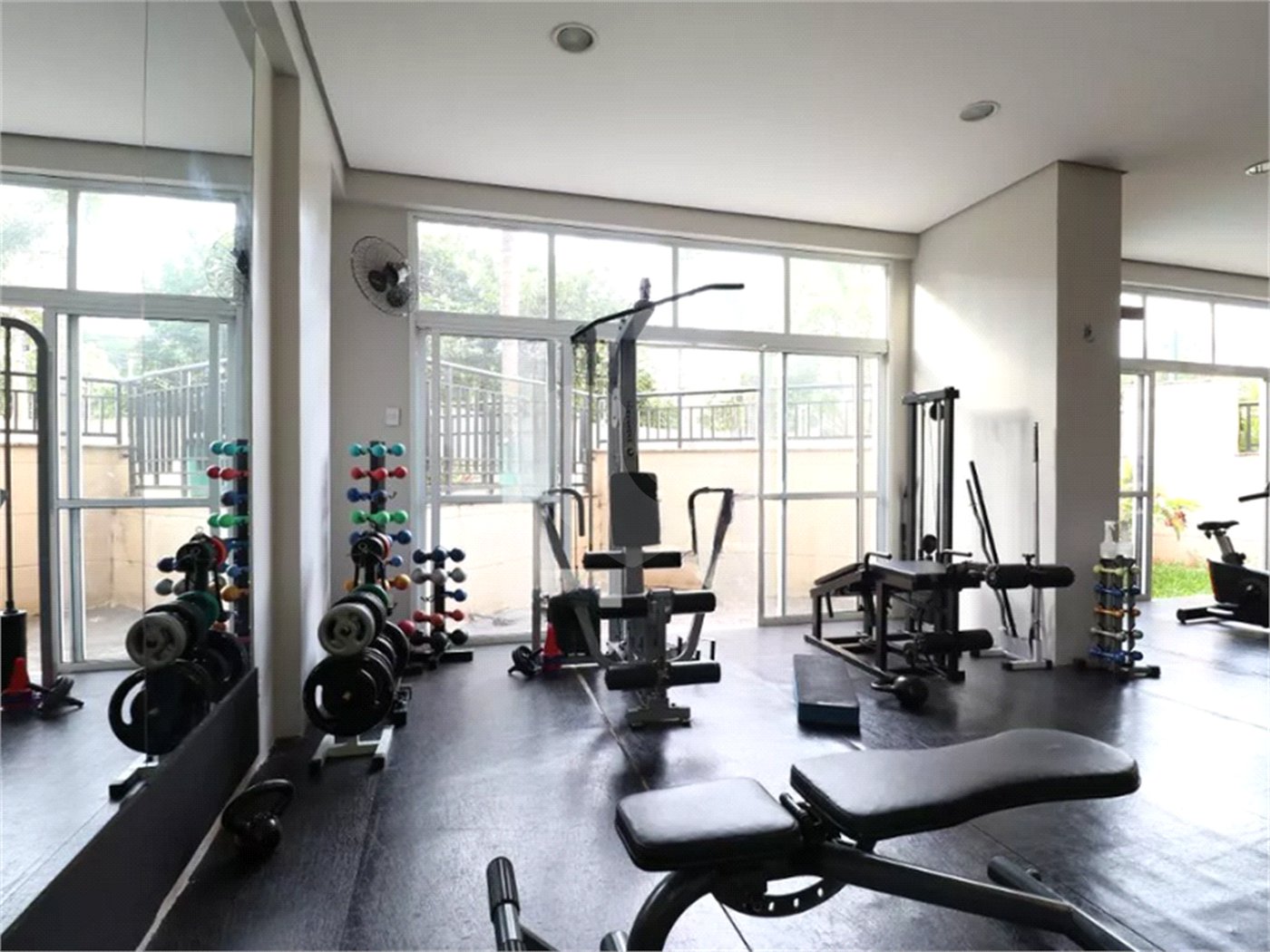 Apartamento à venda ou para alugar com 2 quartos, sendo 1 suíte, em Barra Funda, São Paulo, SP