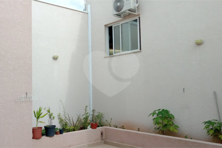 Casa Térrea à venda com 3 quartos, sendo 1 suíte, em Residencial Jardins da Catalunha, Atibaia, SP
