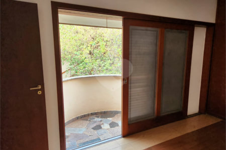 Casa à venda com 3 quartos, sendo 1 suíte, em Jardim Morumbi, Araraquara, SP