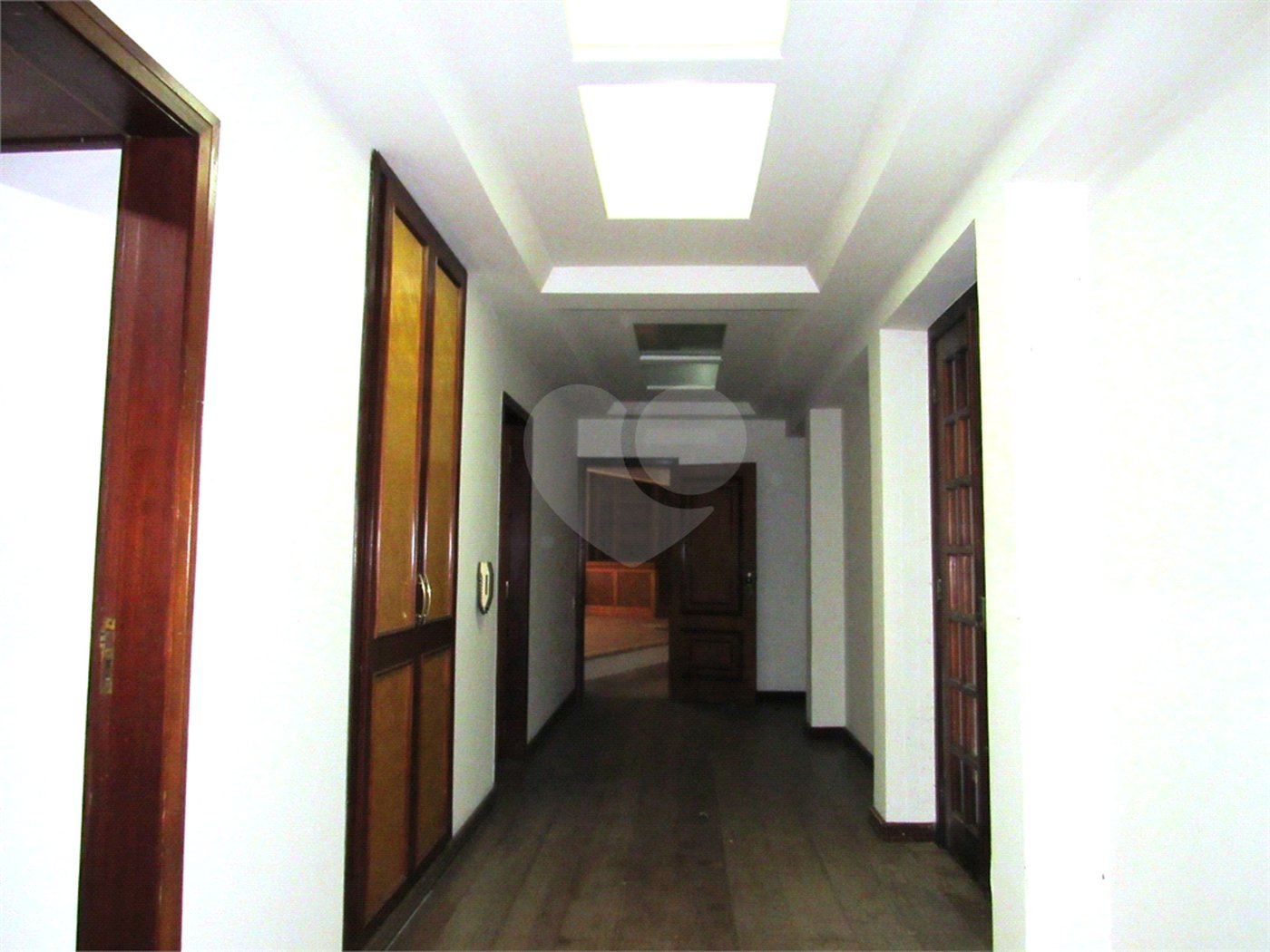 Casa à venda com 3 suítes em Alto da Boa Vista, São Paulo, SP