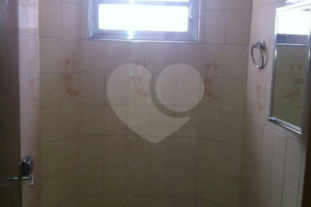 Sobrado à venda com 3 quartos, sendo 1 suíte, em Chora Menino, São Paulo, SP