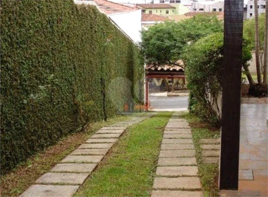 Sobrado à venda com 4 quartos, sendo 1 suíte,  em Vila Rosália, Guarulhos, SP