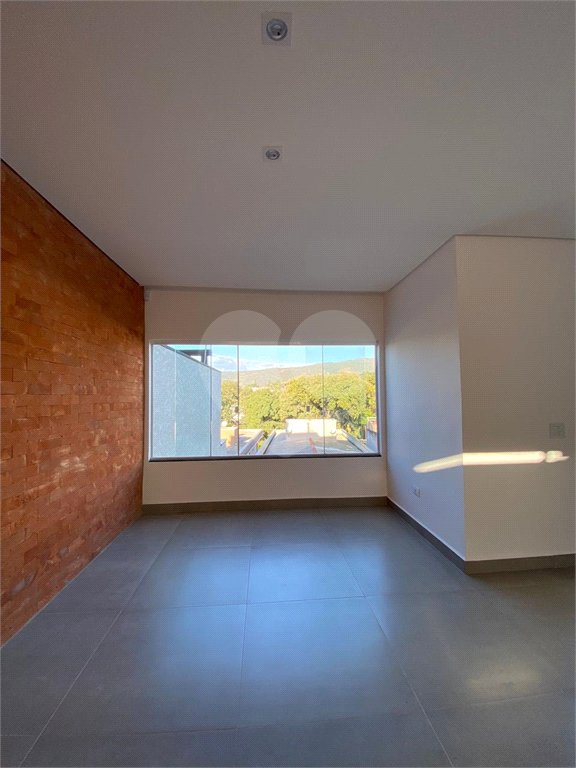 Sobrado à venda com 3 quartos, sendo 1 suíte, em Jardim do Lago, Atibaia, SP