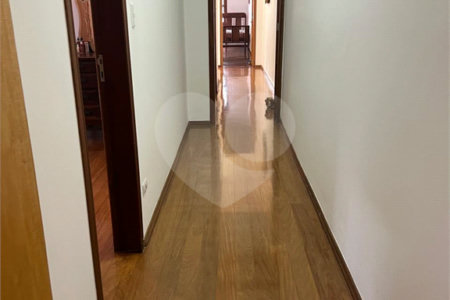 Casa à venda com 3 quartos, sendo 1 suíte, em Vila Mariana, São Paulo, SP