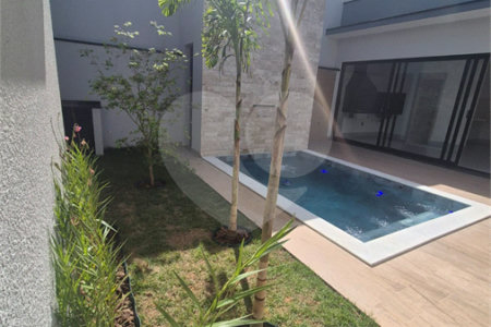 Casa à venda com 3 suítes no condomínio London Park, Indaiatuba - SP