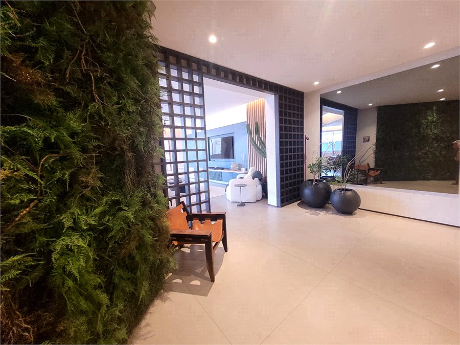 Apartamento à venda com 4 quartos, sendo 1 suíte,  em Ipanema, Rio de Janeiro, RJ