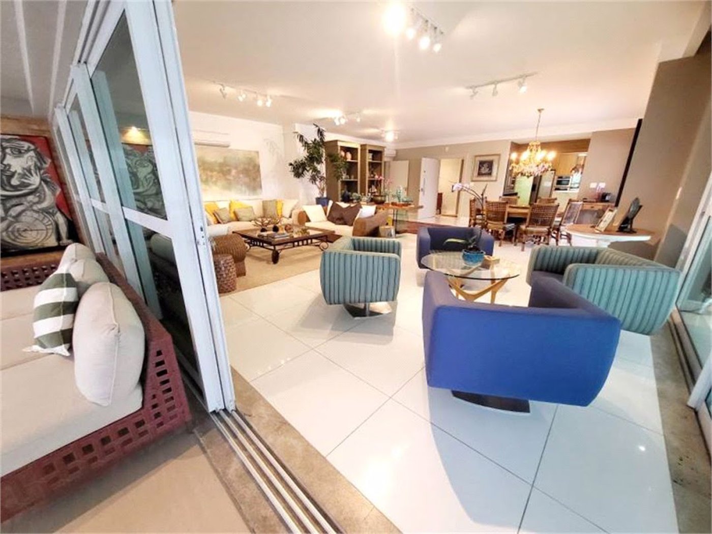 Apartamento Residencial à venda, Gonzaga, Santos - AP1684.