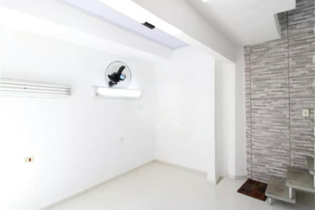 Casa à venda ou para alugar com 2 quartos em Jardim Modelo, São Paulo, SP