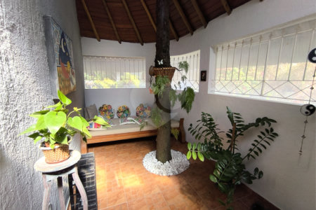 Chácara à venda com 3 quartos, sendo 1 suíte, no Centro, Santa Cruz Cabrália, BA
