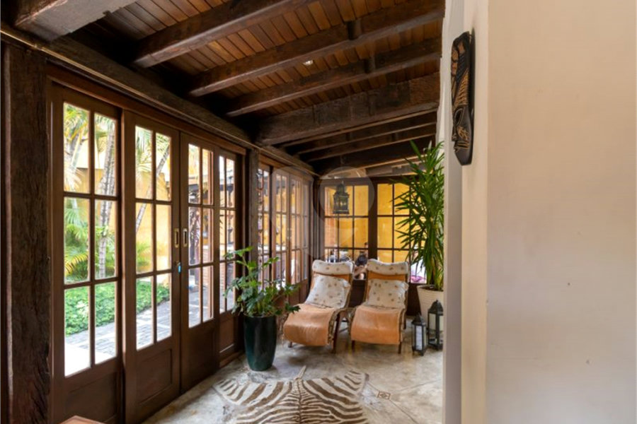 Casa à venda ou para alugar com 4 quartos, sendo 3 suítes, em Lapa, São Paulo, SP