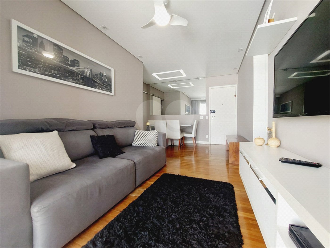 Apartamento à venda com 2 quartos, sendo 1 suíte, em Vila Anastácio, São Paulo, SP