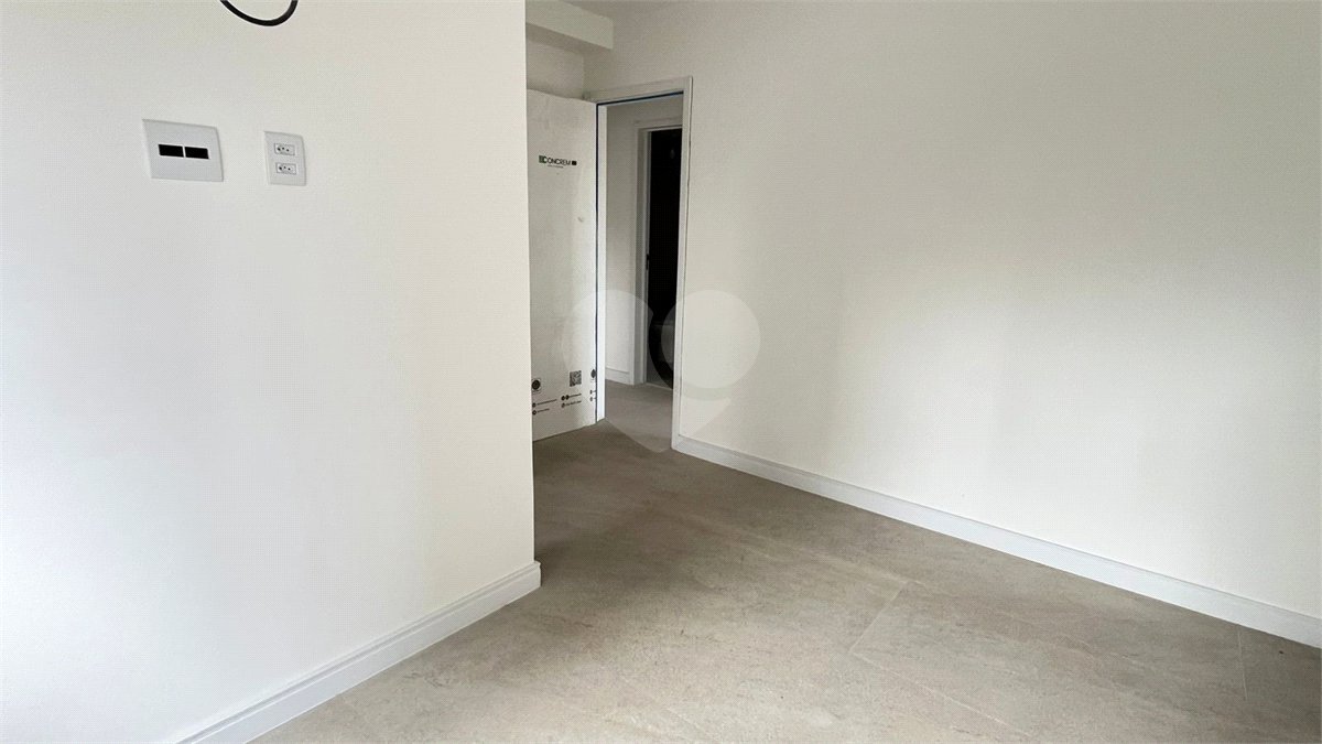 Apartamento à venda com 3 quartos, sendo 1 suíte, em Mirandópolis, São Paulo, SP