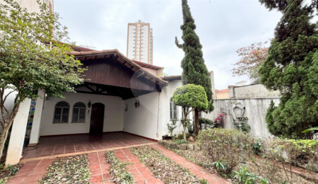 Casa à venda com 5 quartos, sendo 2 suítes,  em Vila Formosa, São Paulo, SP