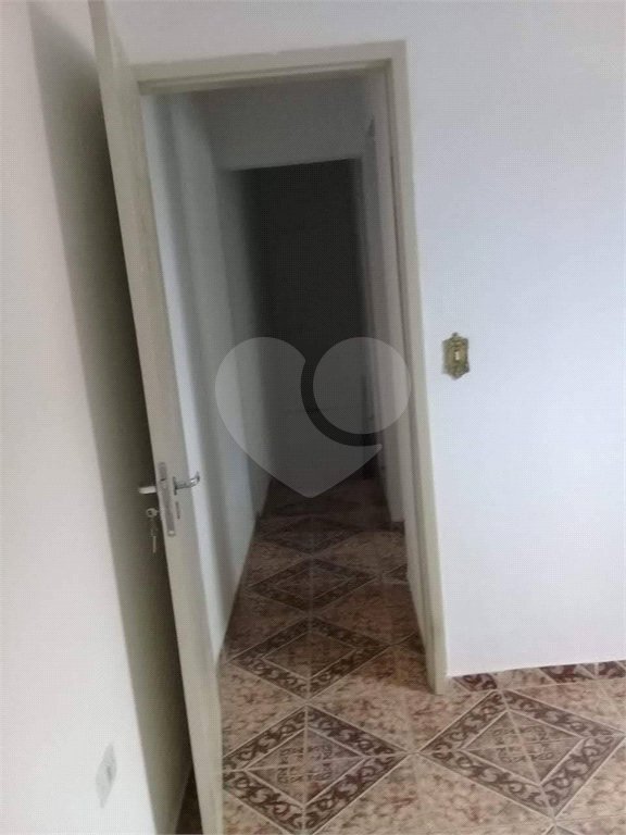 Sobrado à venda com 2 quartos, sendo 1 suíte, em Vila Urupês, Suzano, SP