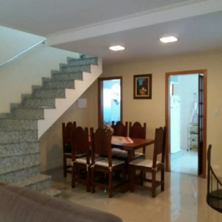 Sobrado à venda ou para alugar com 4 quartos, sendo 1 suíte,  em Vila Butantã, São Paulo, SP