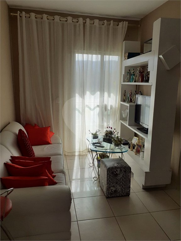 Apartamento à venda com 3 quartos, sendo 1 suíte,  em Vila Mogilar, Mogi das Cruzes, SP