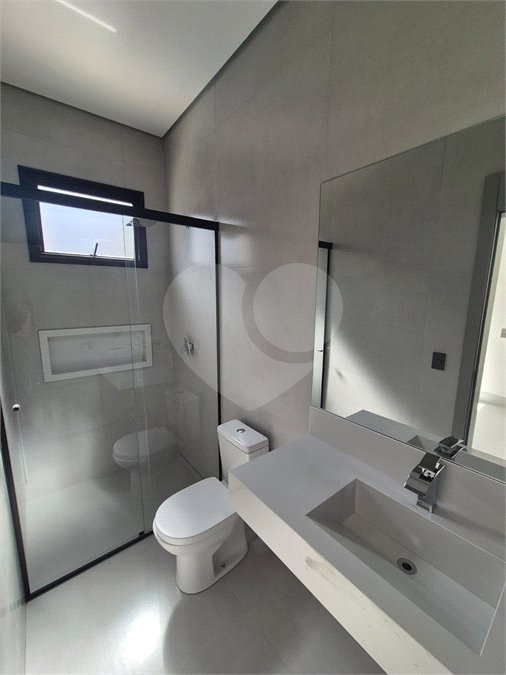Casa à venda com 3 suítes no condomínio London Park, Indaiatuba - SP