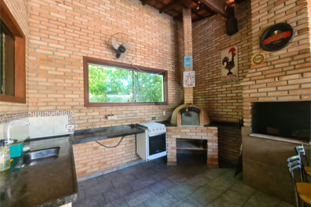 Casa à venda com 3 suítes no condomínio Portal do Sabia, Araçoiaba da Serra - SP