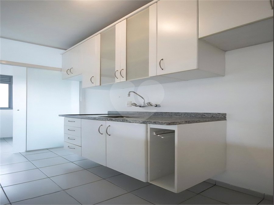 Apartamento à venda ou para alugar com 1 quarto em Brooklin Paulista, São Paulo, SP