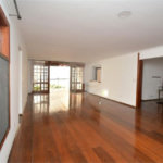 Casa à venda com 5 quartos, sendo 2 suítes, em Vila Galvão, Guarulhos, SP