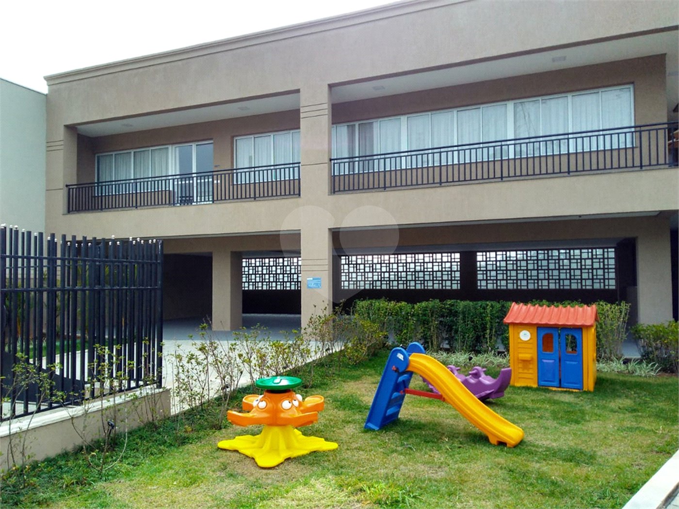 Terreno à venda no condomínio Residencial Veneza, Mogi das Cruzes - SP