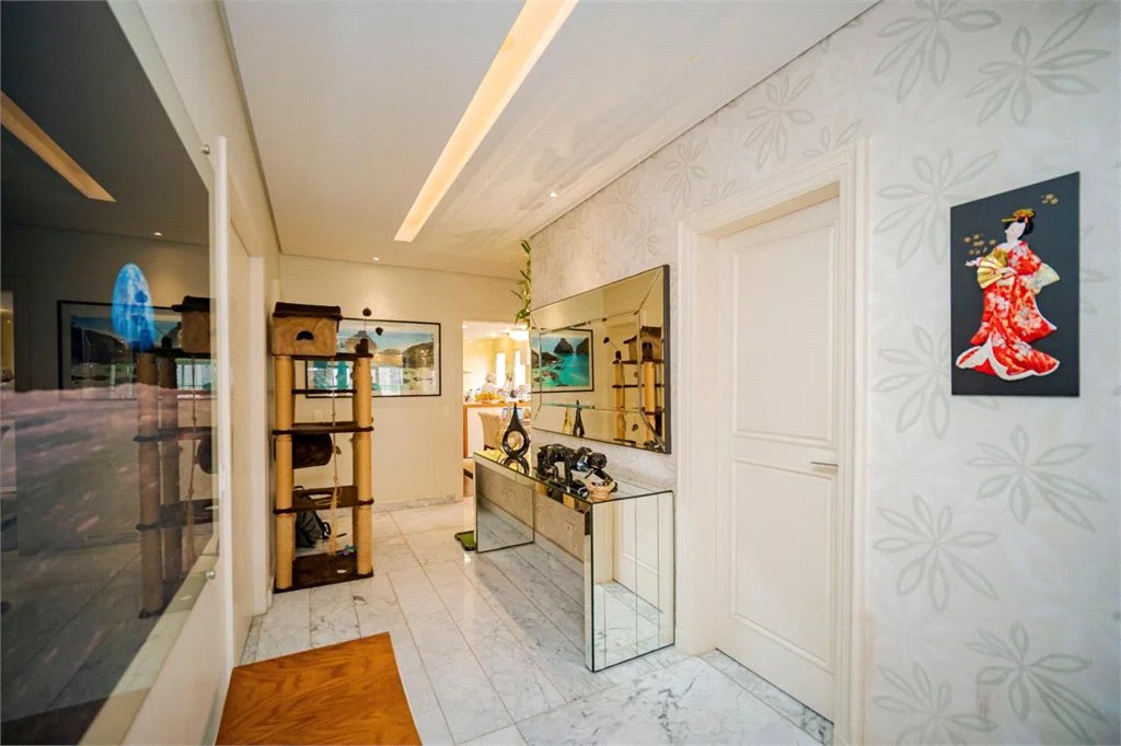 Apartamento à venda com 4 quartos, sendo 2 suítes, em Vila Suzana, São Paulo, SP