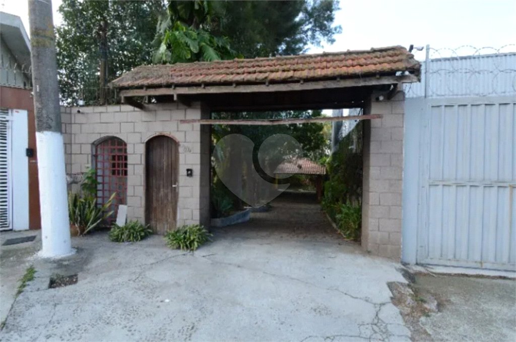 Casa à venda com 5 suítes em Capela do Socorro, São Paulo, SP