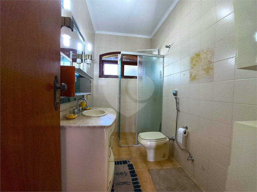 Casa à venda com 4 quartos, sendo 3 suítes,  no condomínio Village D'avignon, Sorocaba - SP