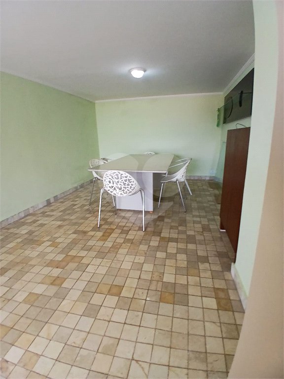 Casa à venda com 5 quartos, sendo 3 suítes, em Vila Santista, Atibaia, SP
