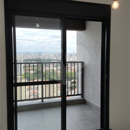 Apartamento à venda com 3 suítes em Vila Firmiano Pinto, São Paulo, SP