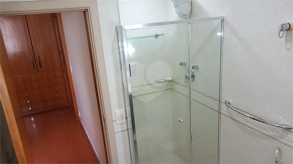 Apartamento à venda com 3 quartos, sendo 1 suíte, em Alto da Lapa, São Paulo, SP
