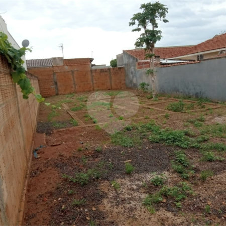 Terreno à venda em Jardim Maria Luiza, Araraquara, SP